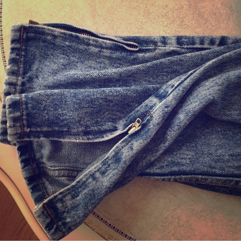 High waisted denim jeans 😍 - Picture 2 of 3